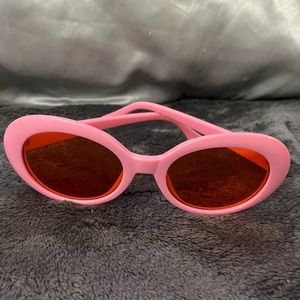 ❌SOLD❌Pink Round Sunglasses